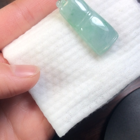 翡翠未镶嵌颈饰缅甸A货，每天下午1点半开播