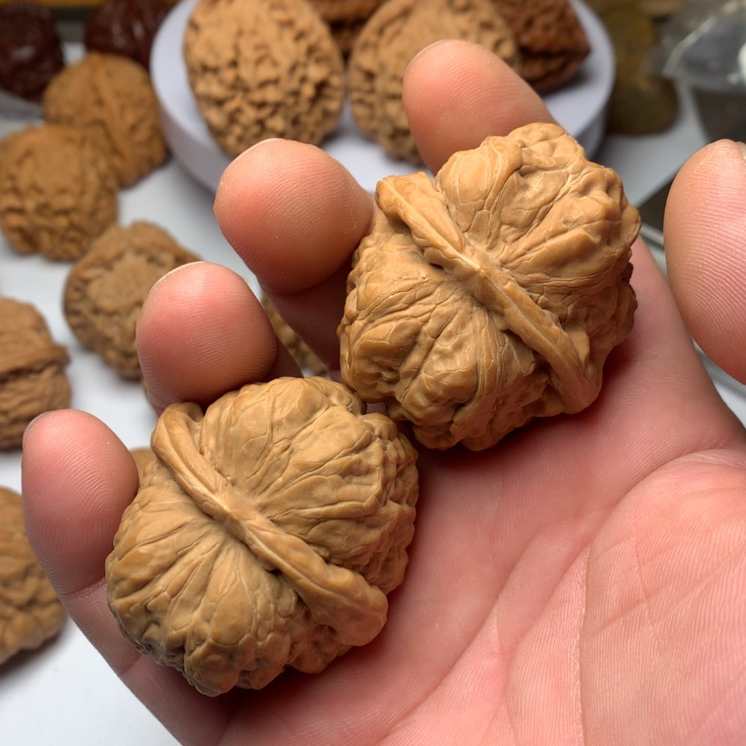 文玩核桃把件蛤蟆头