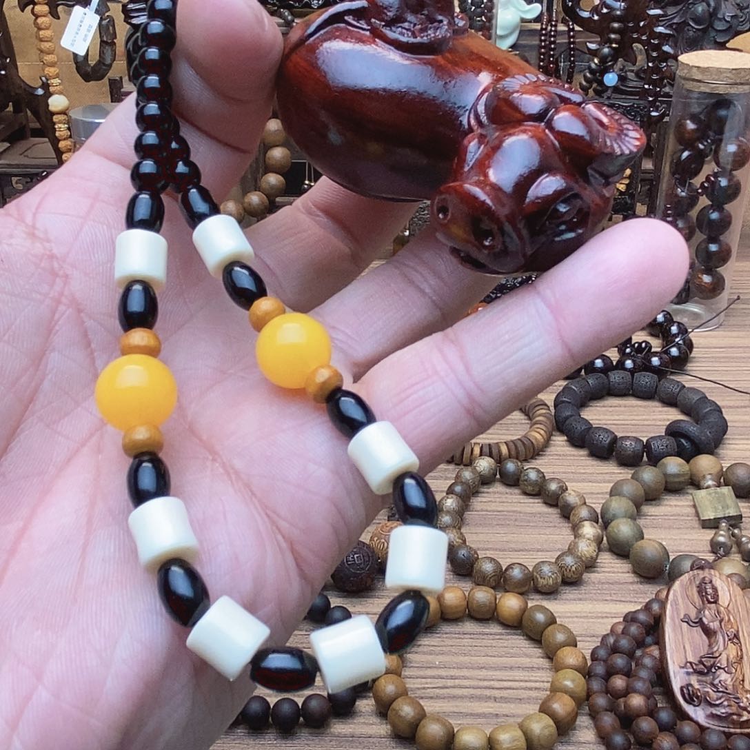 滴血莲花菩提手串