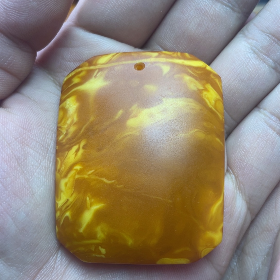 蜜蜡未镶嵌吊坠(不含链)