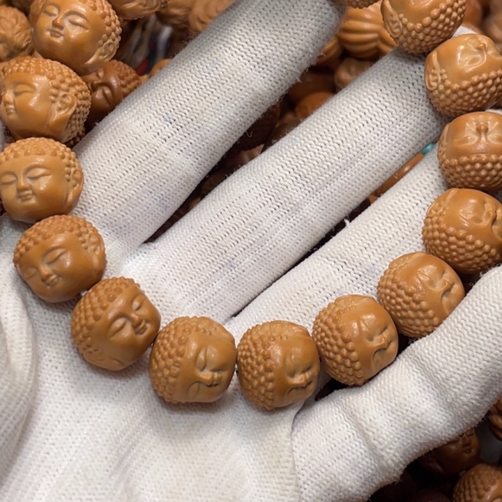 猴头核桃手串左**鱼宝宝