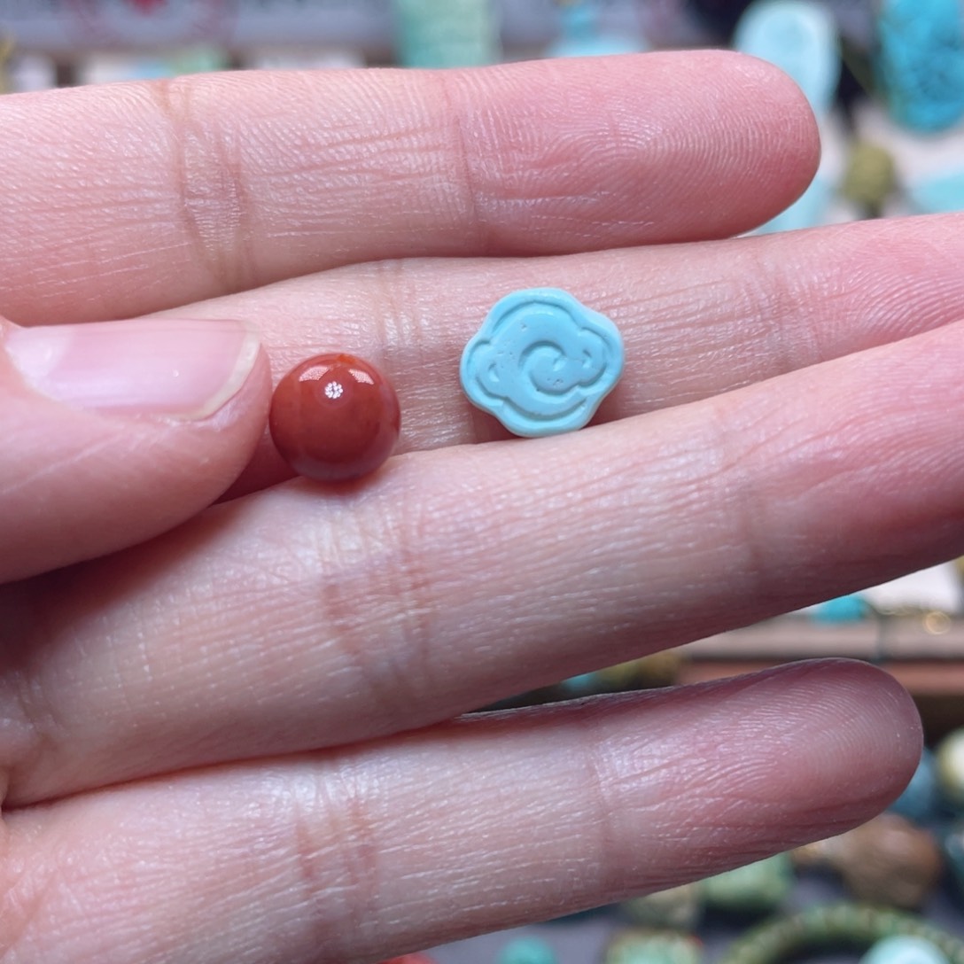 南红玛瑙配饰未镶嵌