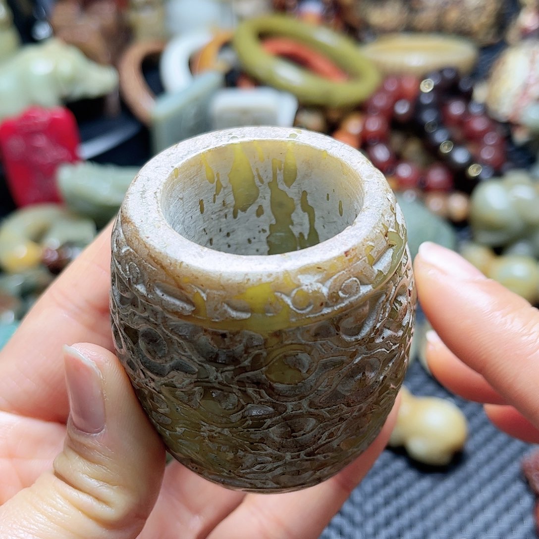 白玉菩提吊坠摆件