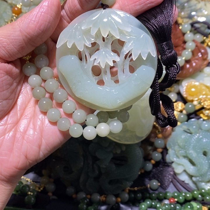 岫玉岫玉吊坠合金
