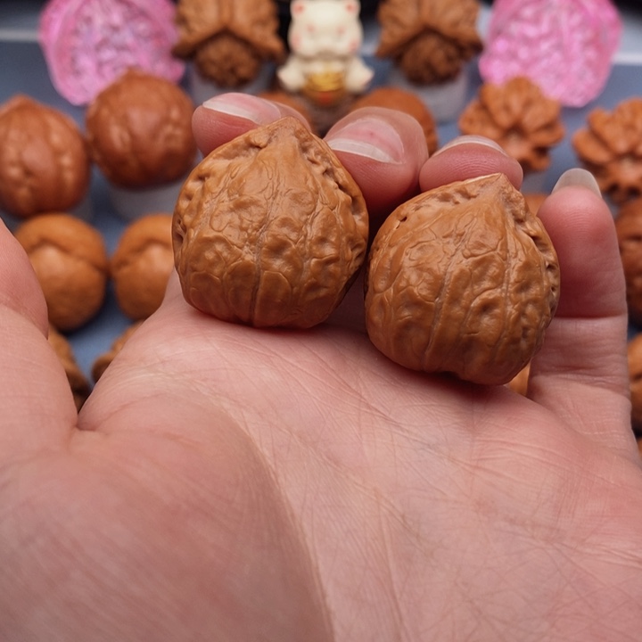 文玩核桃把件水晶蟾