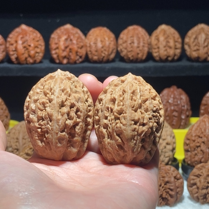 文玩核桃把件5号车