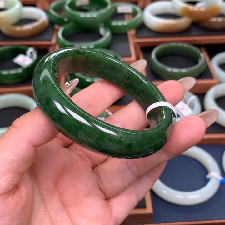 和田玉（碧玉）5657圈口未镶嵌