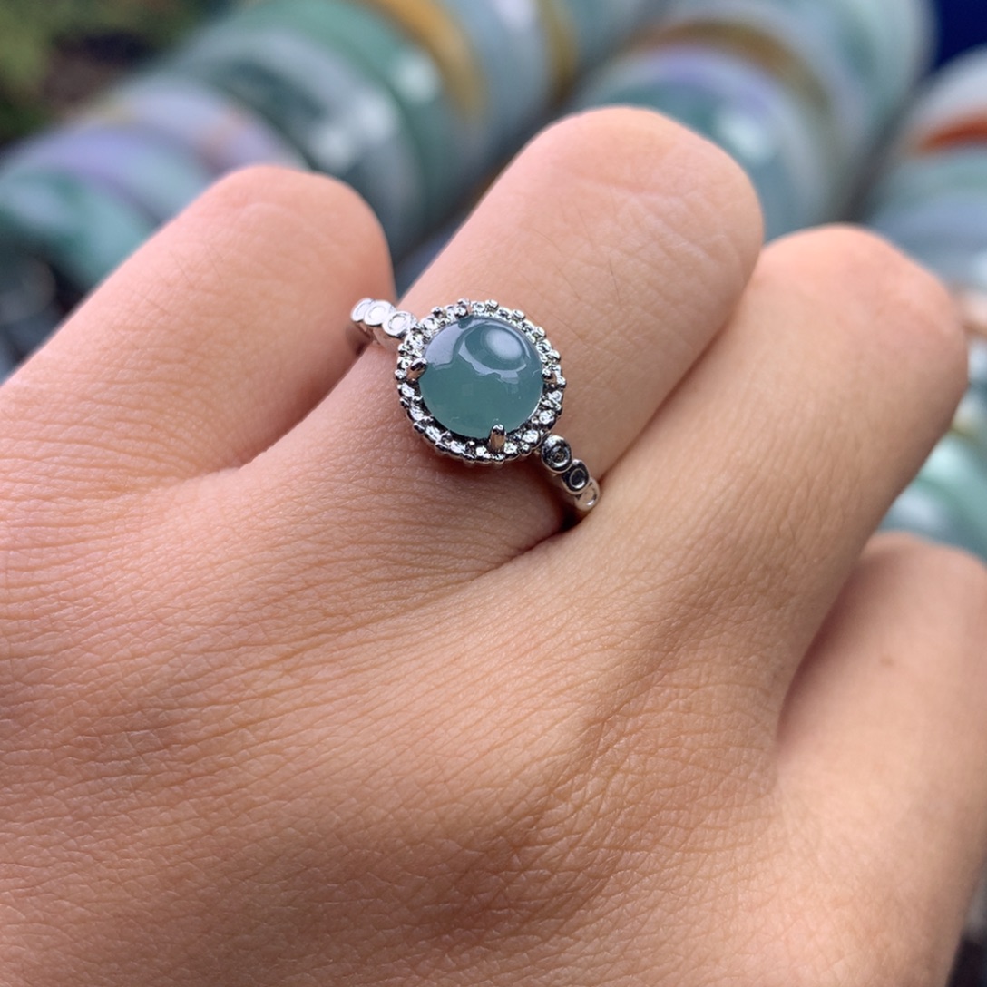 翡翠未镶嵌挂件戒指