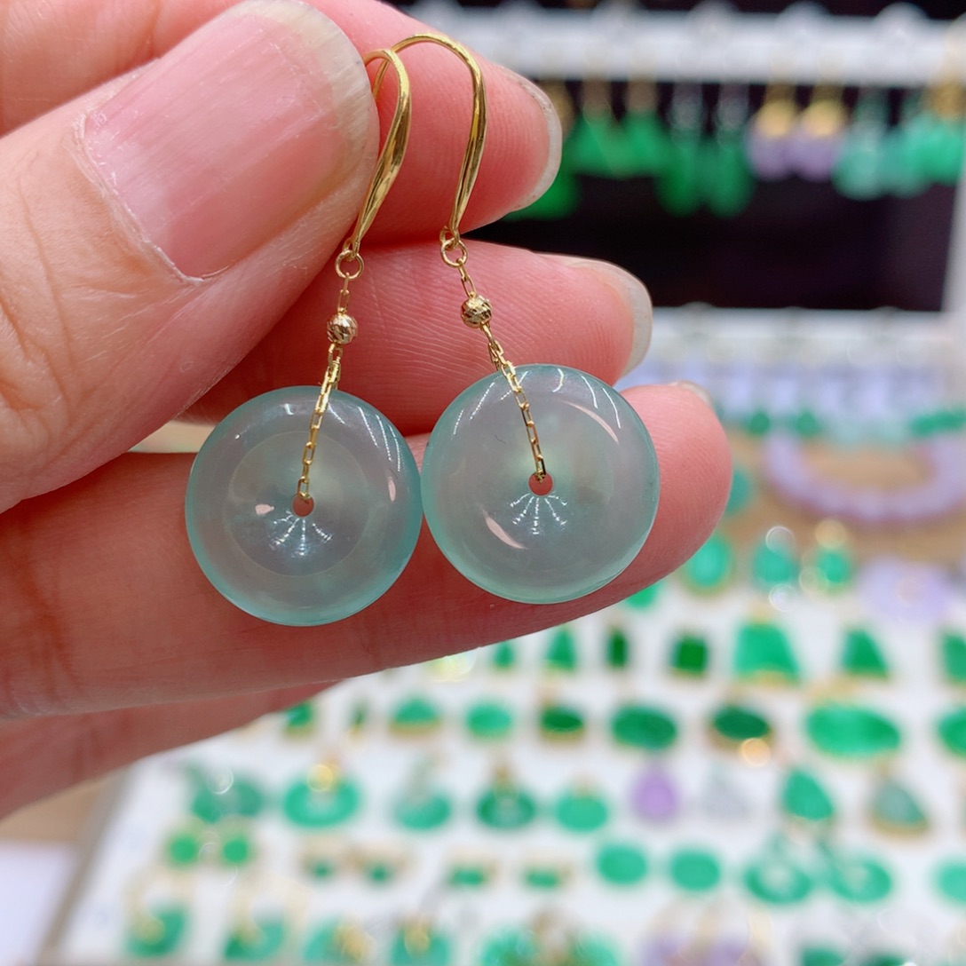 翡翠18K金镶嵌耳饰