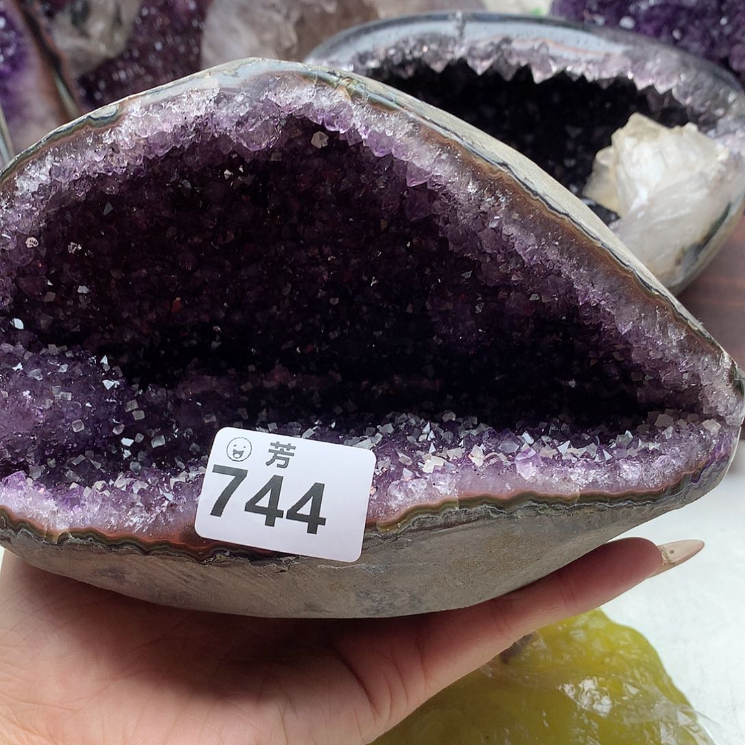 紫晶大型摆件（非配饰）未镶嵌