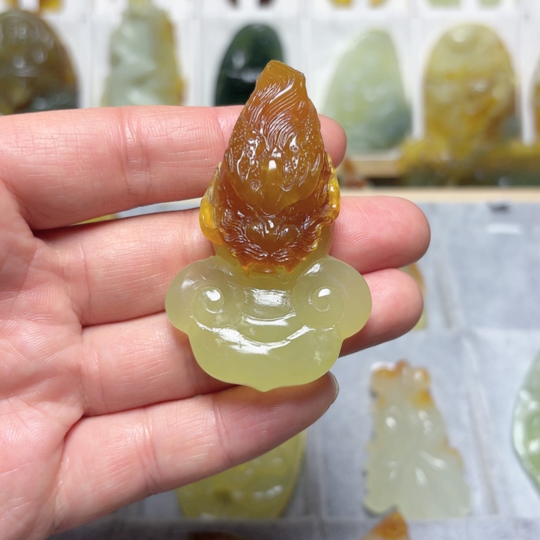 蛇纹石玉吊坠(不含链)未镶嵌