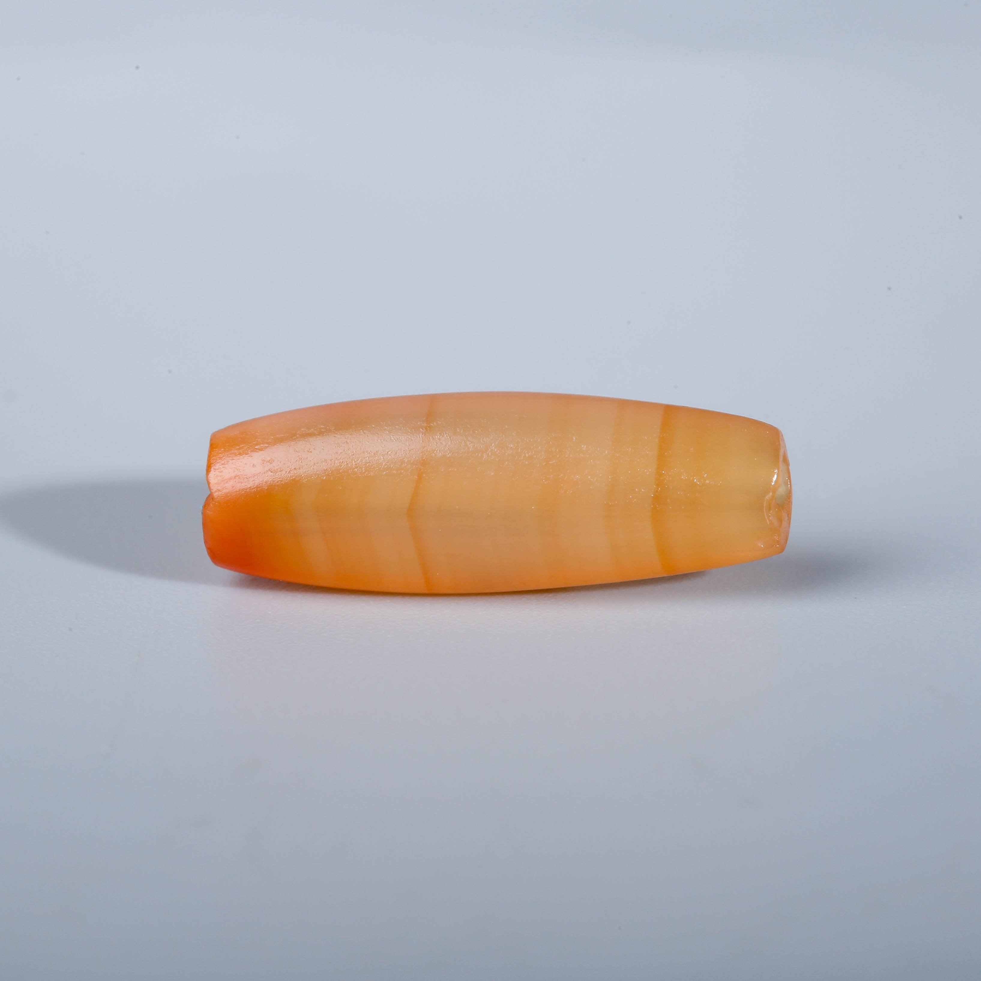 XY01-02  东南亚pyu红玉髓管珠   5.8*17mm 
