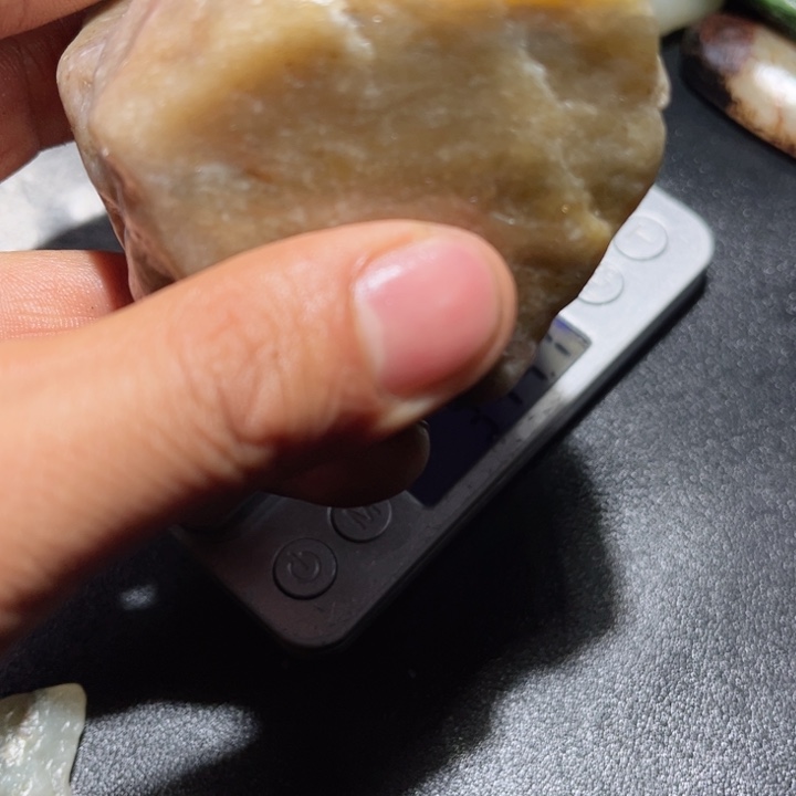 和田玉未镶嵌珠宝奇石