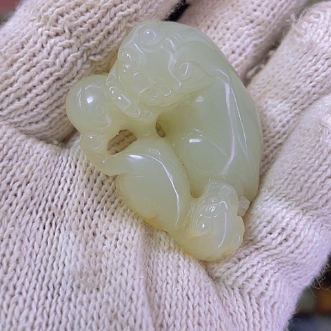 和田玉（糖玉）挂件未镶嵌