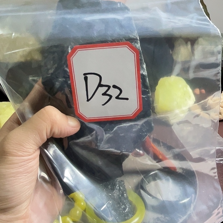 赵***海蛇纹石玉未镶嵌岫玉原石