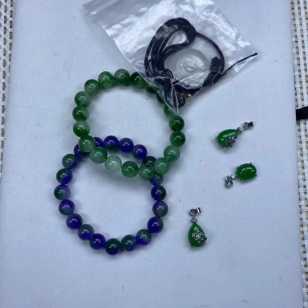 F999样性发一手串经典精品时尚气质百搭情侣多样性发一