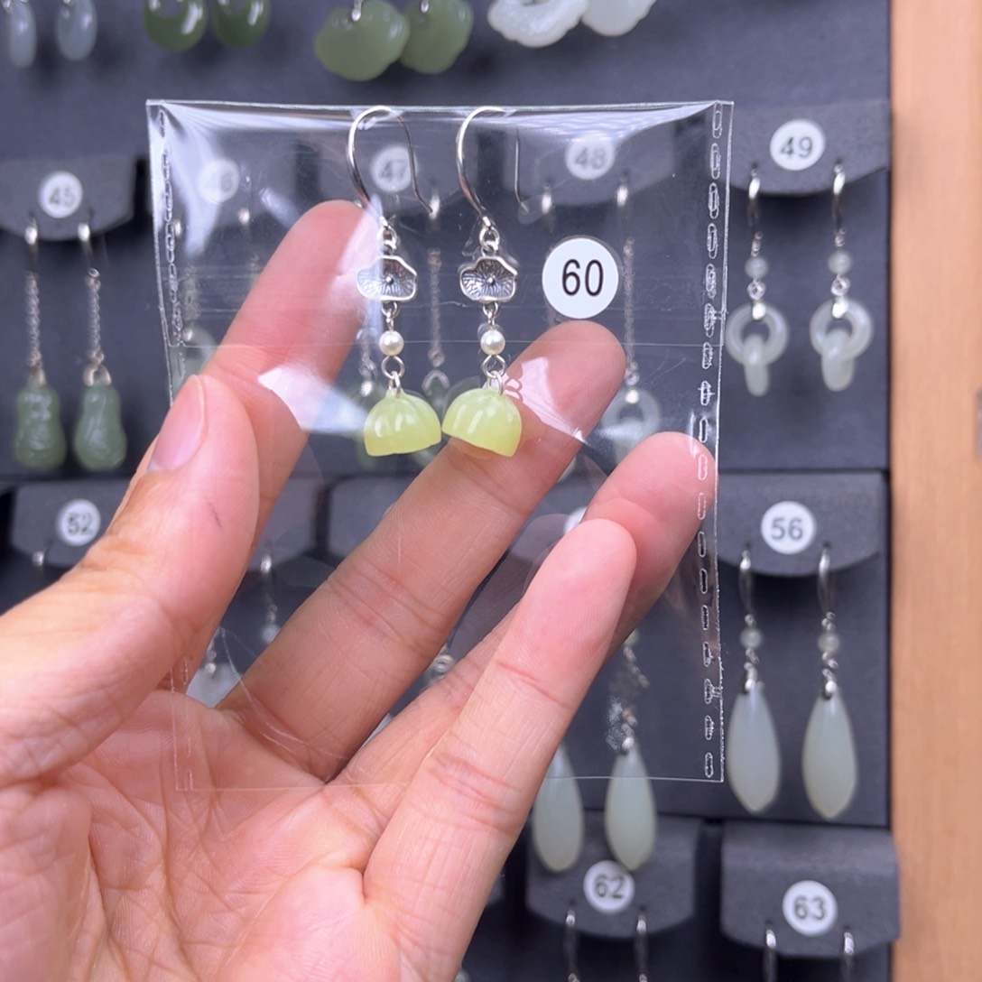 和田玉银S925镶嵌耳饰এ****