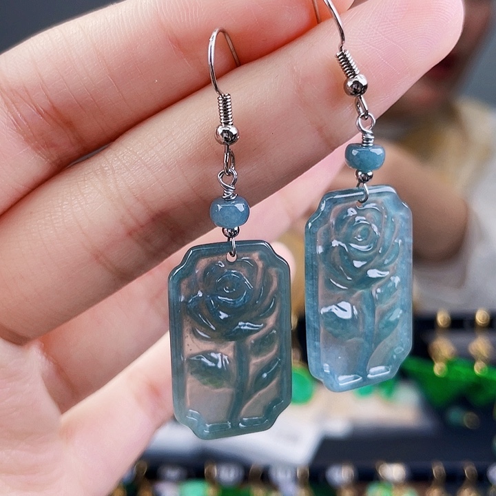 翡翠耳饰未镶嵌饰品