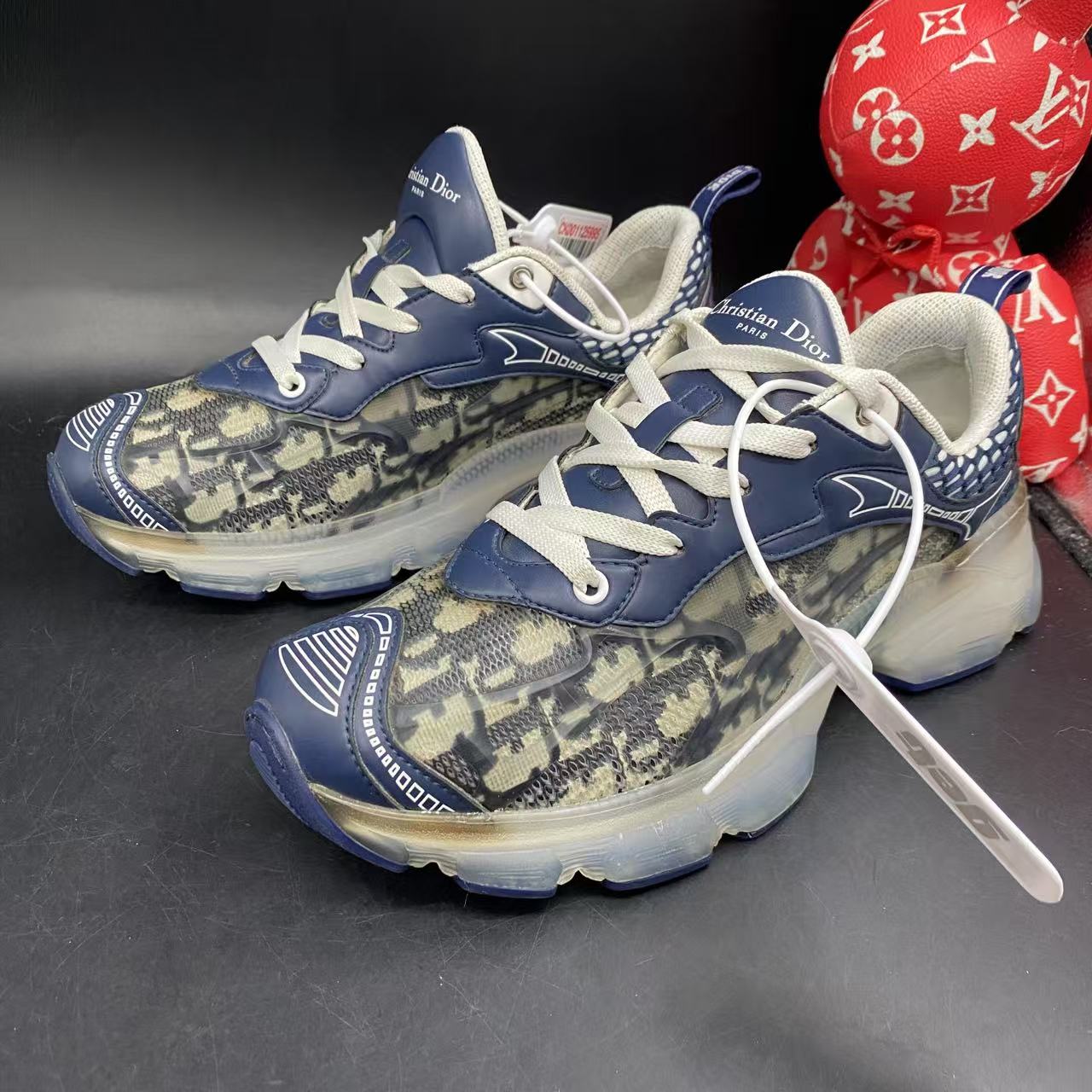 95新 DIOR/迪奥 深蓝色老花织物舒适休闲运动鞋38.5欧码kke238