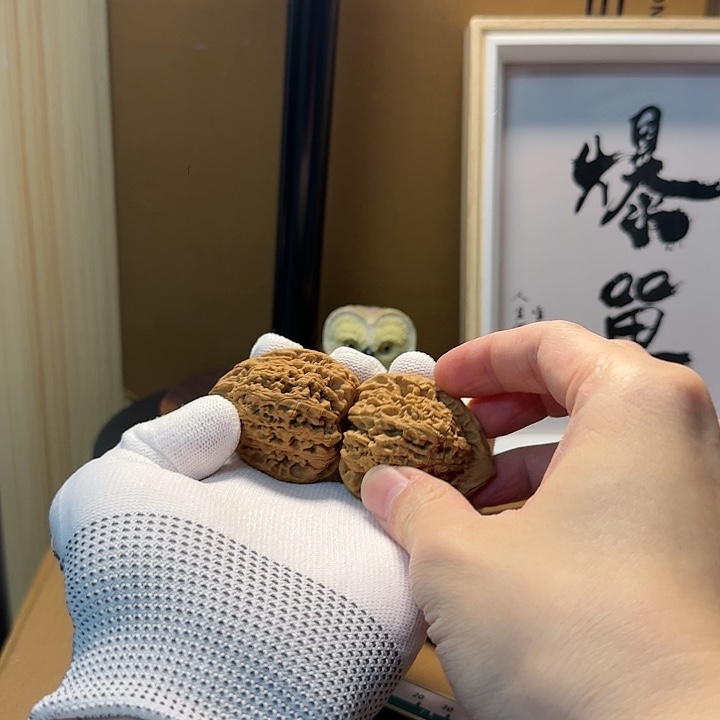 吊坠文玩核桃南疆文玩核桃