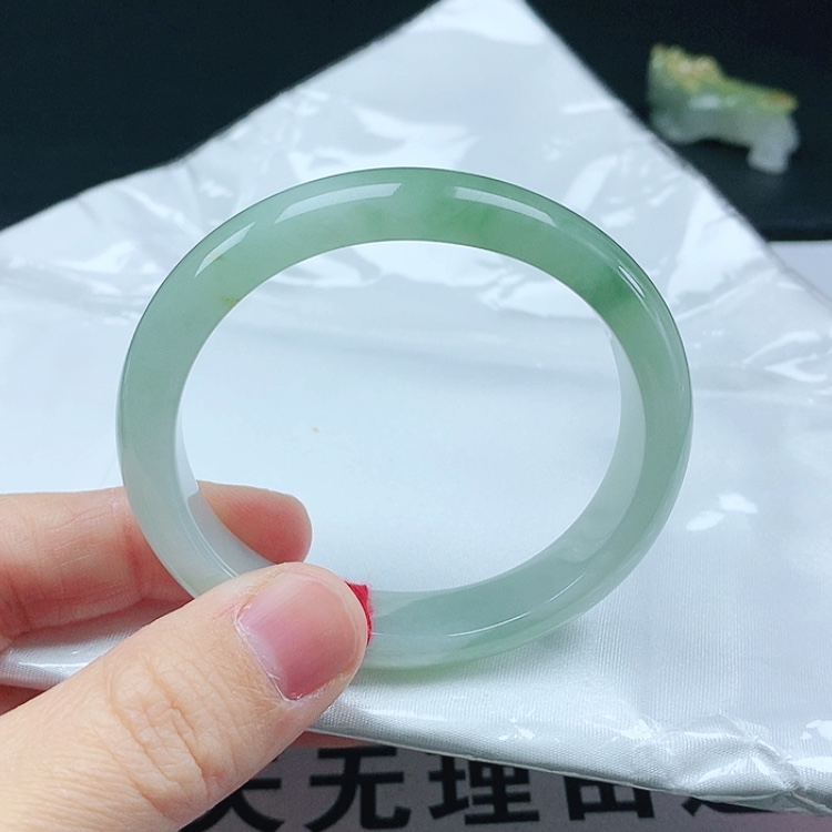 【闪购商品】翡翠手镯未镶嵌天然翡翠手镯