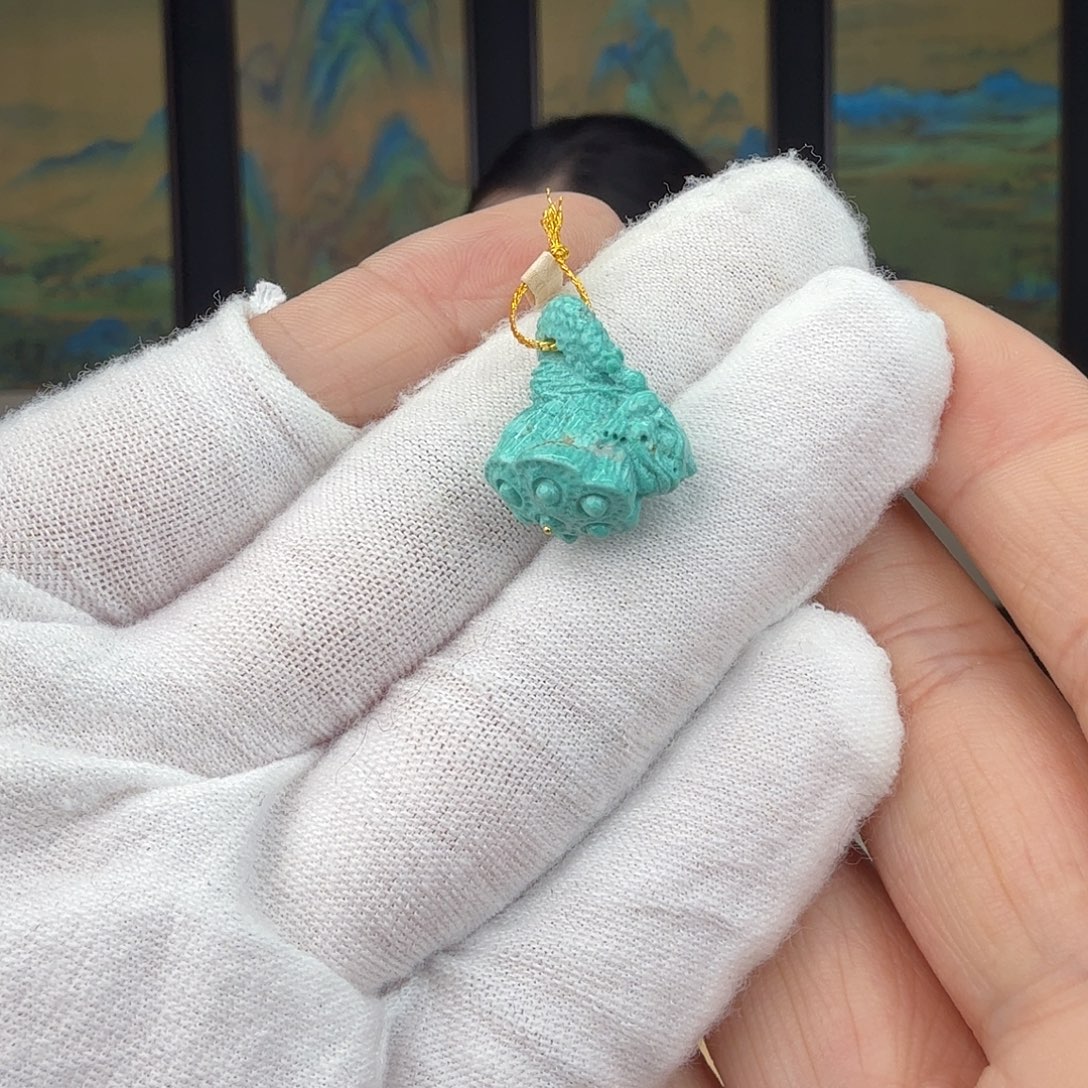 绿松石未镶嵌珠宝奇石