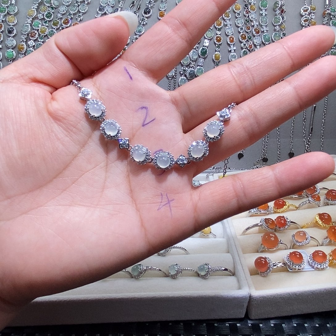 C****翡翠未镶嵌戒指缅甸