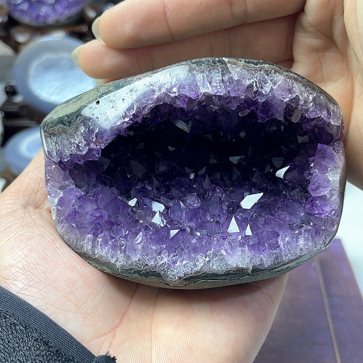 水晶大型摆件（非配饰）未镶嵌