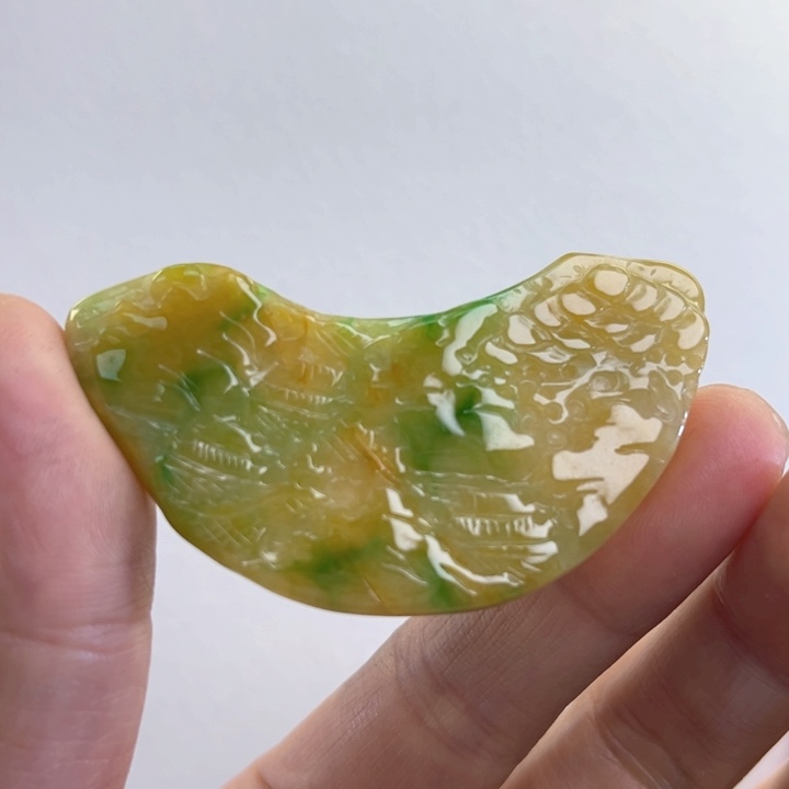 翡翠吊坠(赠链)未镶嵌代编织