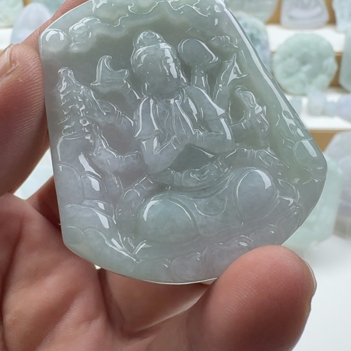 翡翠未镶嵌颈饰天然缅甸A货翡翠