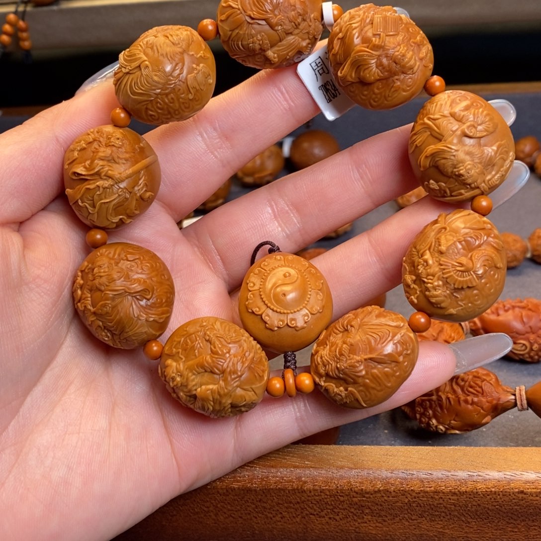 橄榄核手串/手链浮雕整身钟馗手串