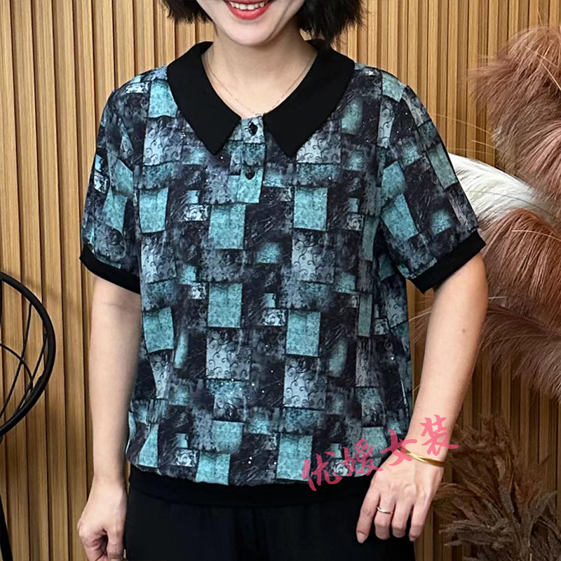 中老年女装夏季翻领方块印花薄款休闲宽松显瘦洋气妈妈装短袖上衣