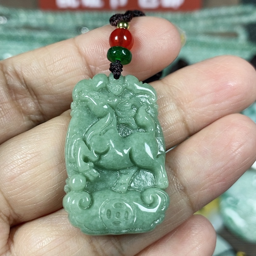 【闪购商品】翡翠颈饰未镶嵌老*玉吊坠翡翠玉