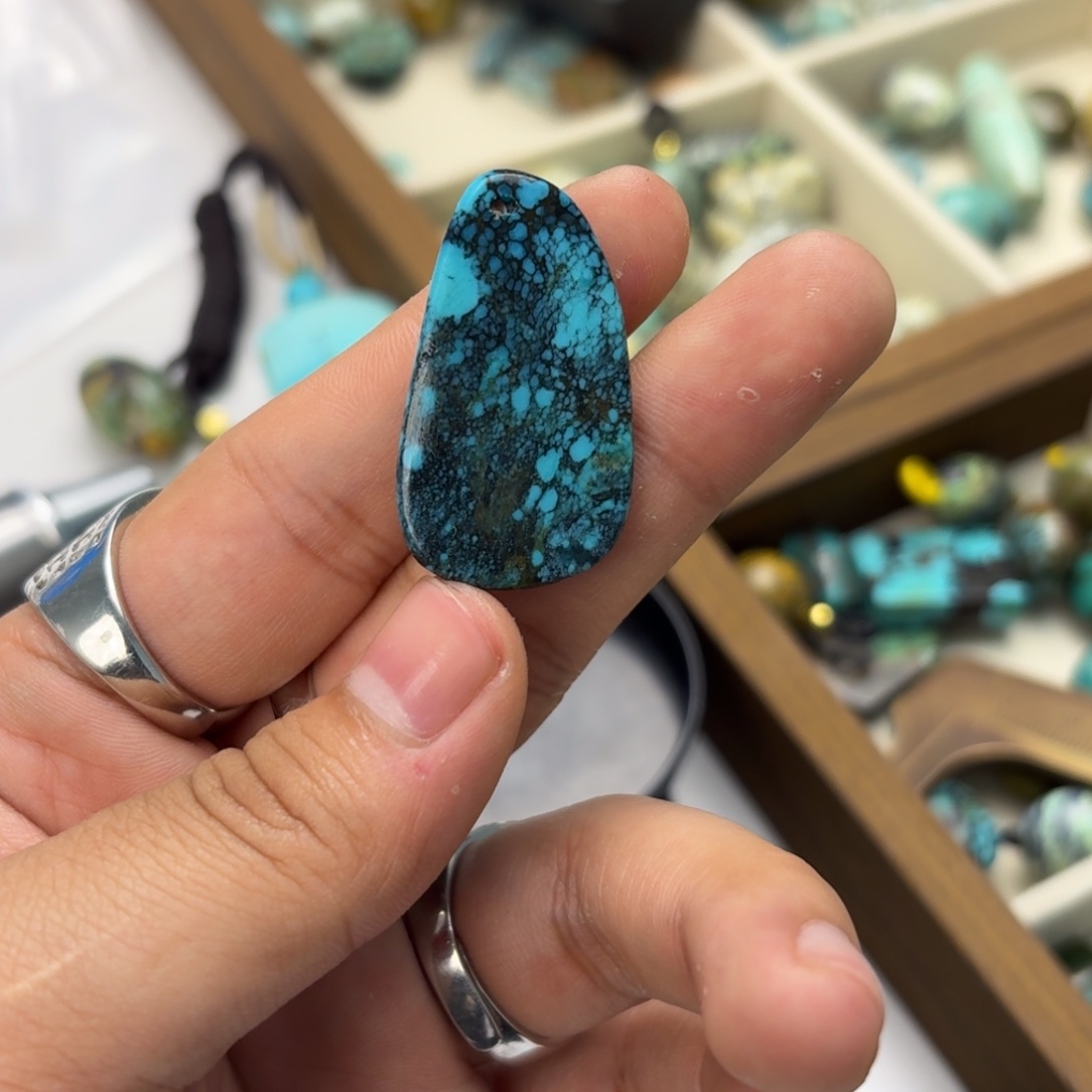 南红玛瑙未镶嵌绿松石