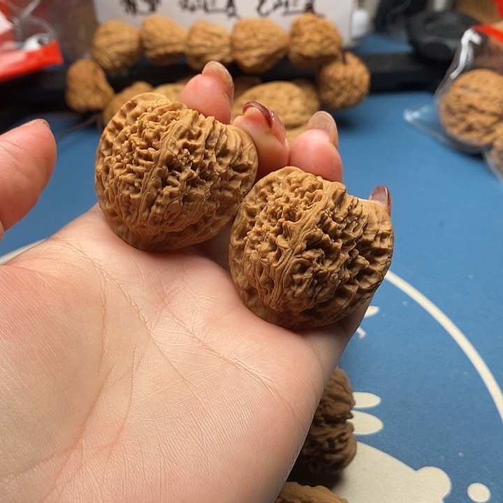 文玩核桃把件南疆