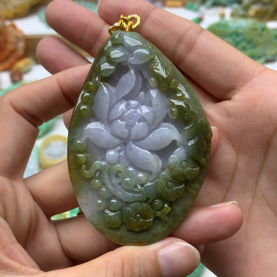 翡翠未镶嵌颈饰翡翠