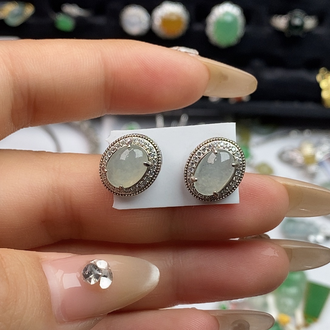 翡翠未镶嵌戒指翡翠