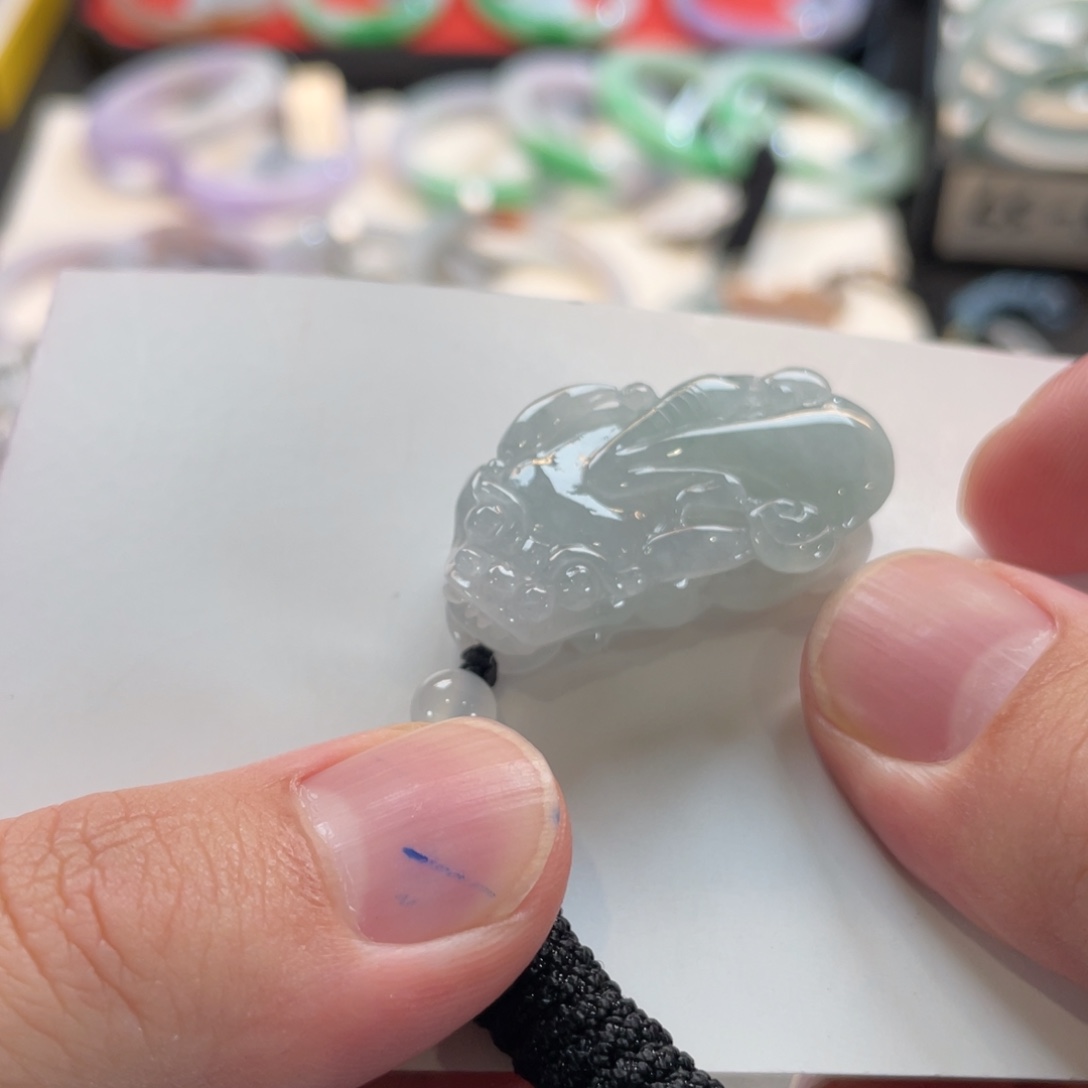 翡翠未镶嵌颈饰140号