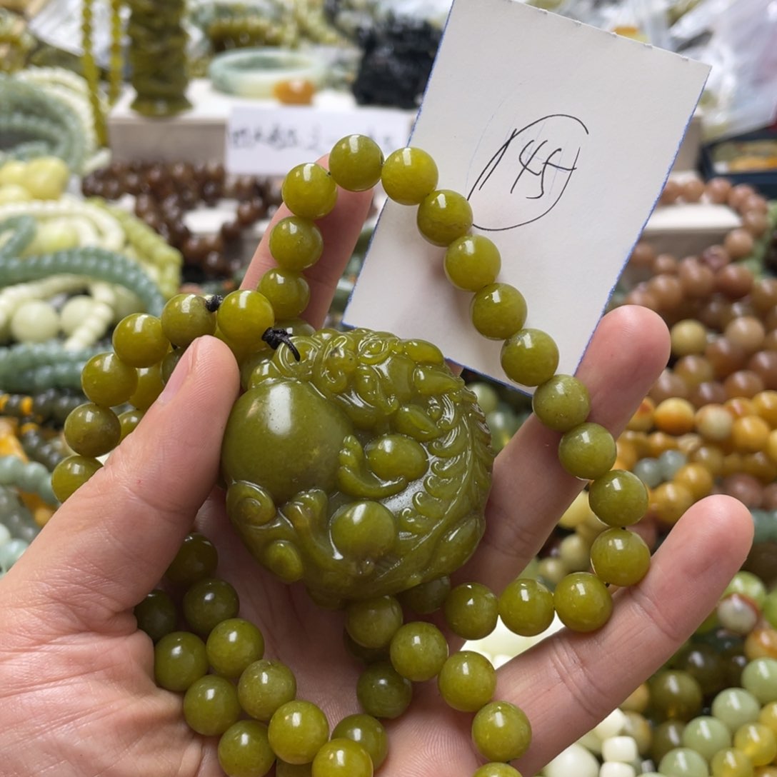 蛇纹石玉手链未镶嵌