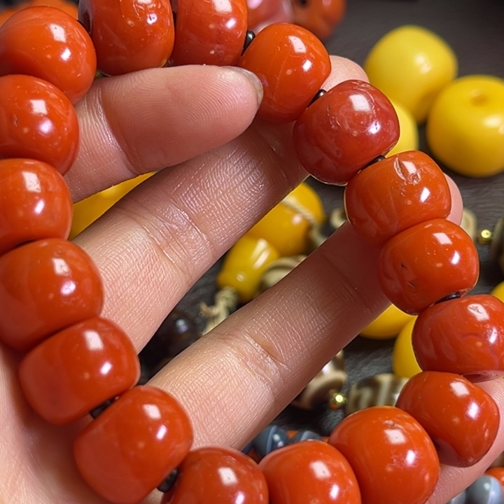 颈饰琉璃T**a琉璃………..