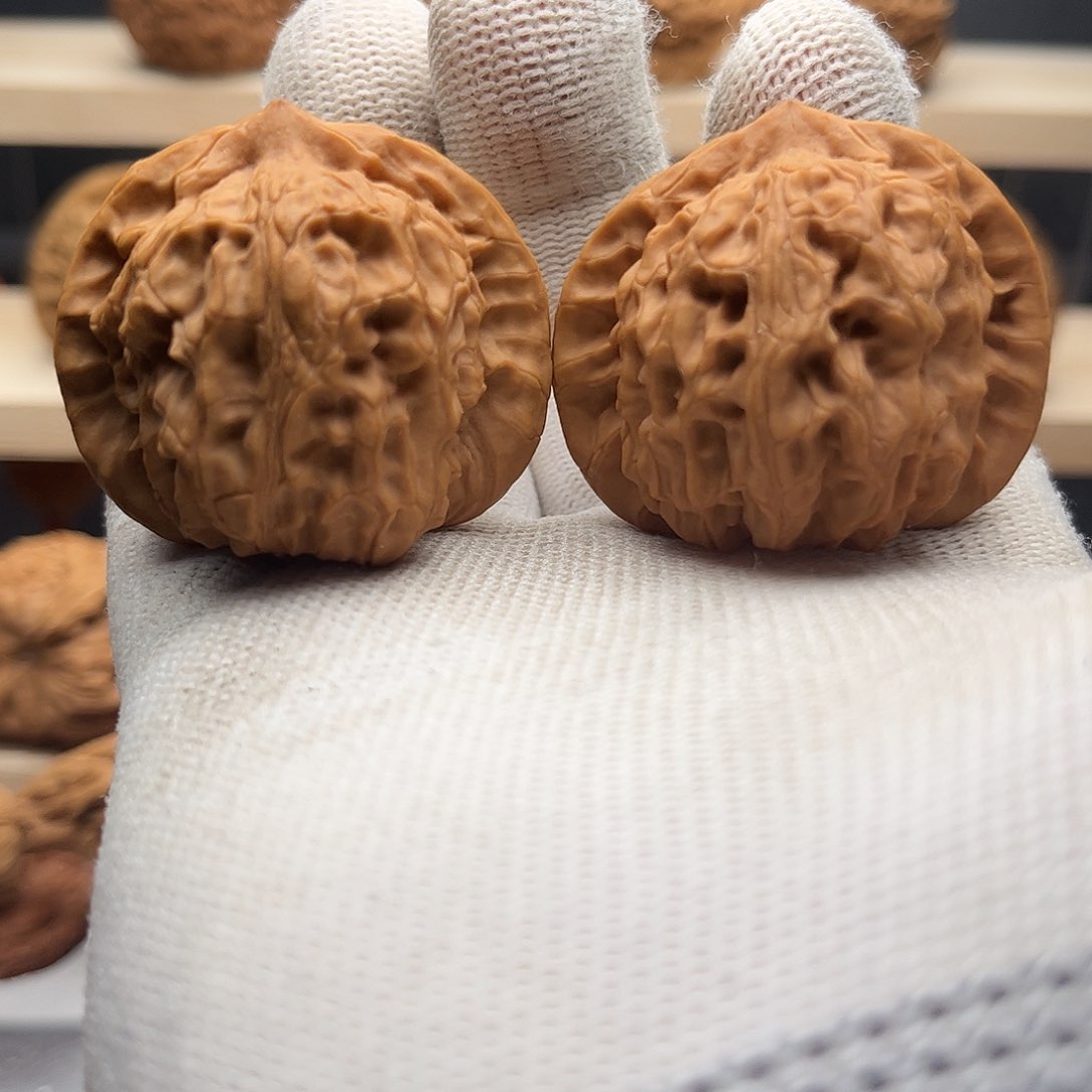 桃核吊坠40龙脉元宝，