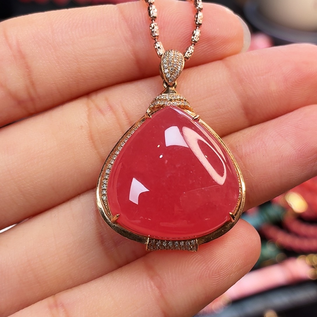 菱锰矿（红纹石）18K金镶嵌吊坠(不含链)