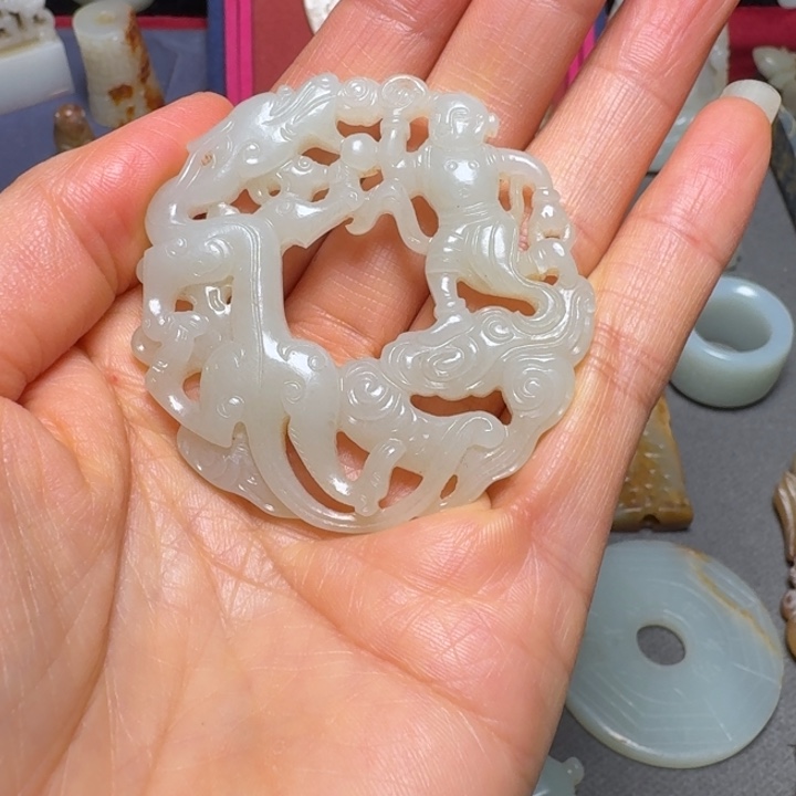 和田玉（糖玉）未镶嵌挂件