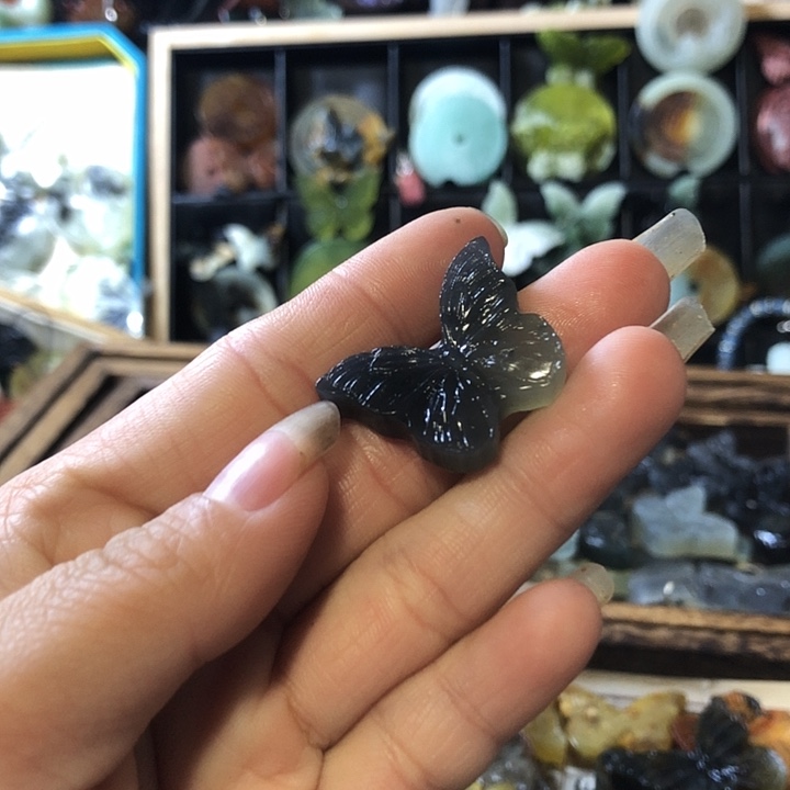 岫玉未镶嵌岫玉挂件