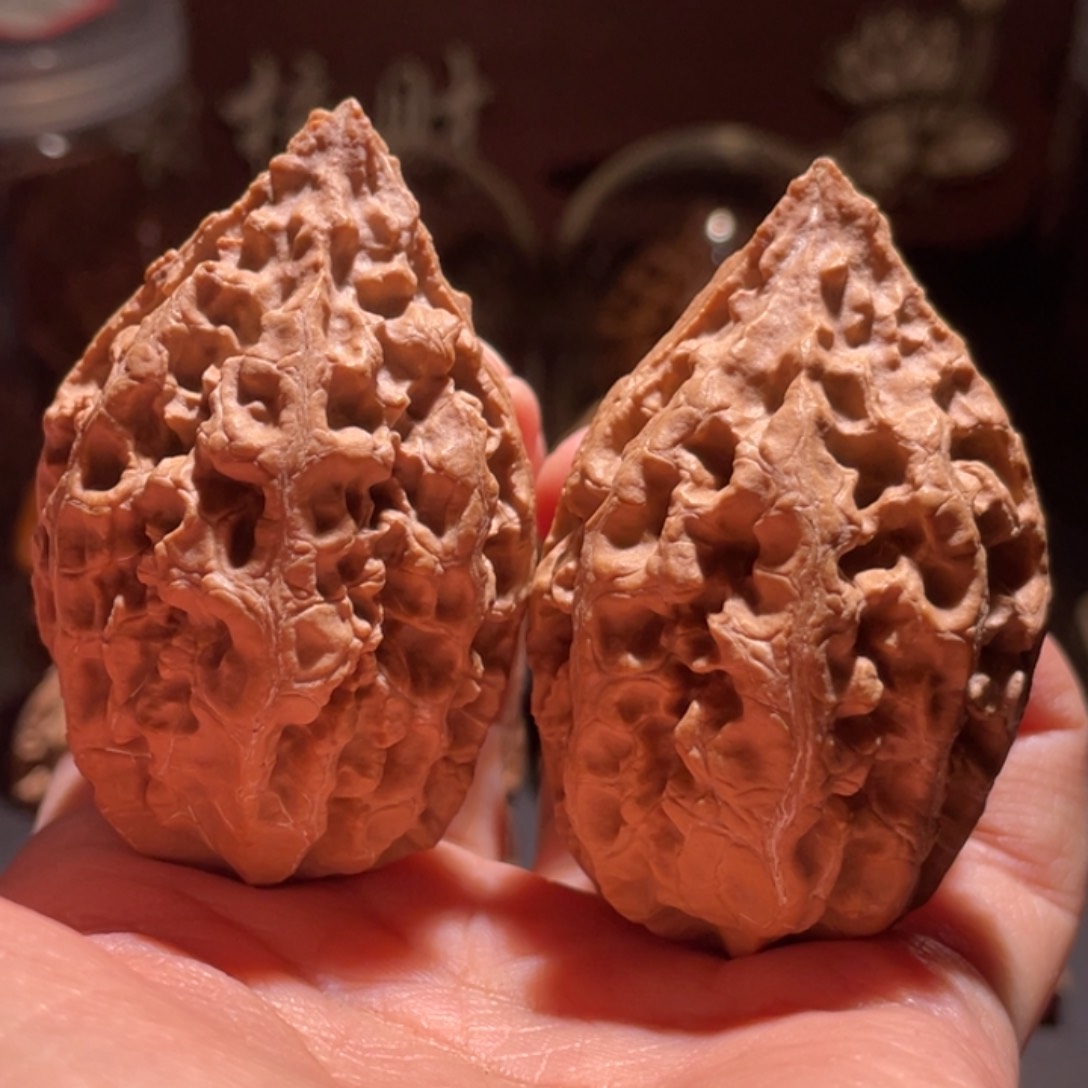 文玩核桃吊坠火麒麟20