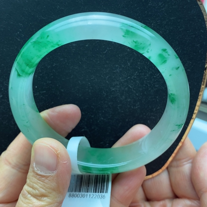 石英质玉手镯未镶嵌粥*妞