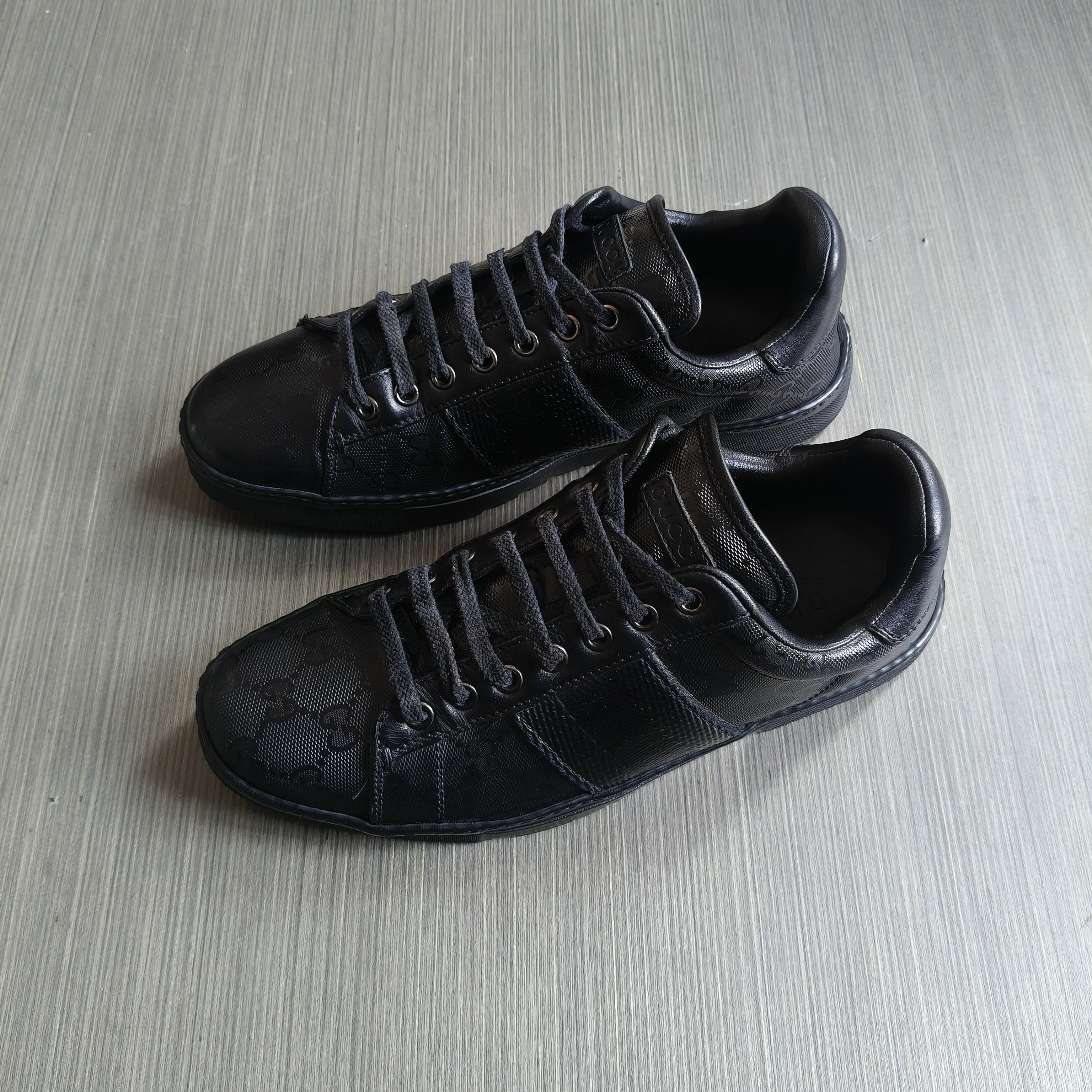 95新 GUCCI/古驰 38.5码/黑色双G满印老花大logo 低帮休闲板鞋