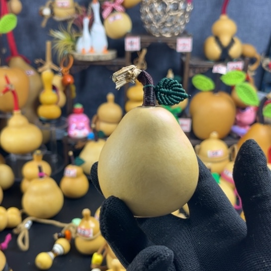 大***头谢结缘手把件云朵梨