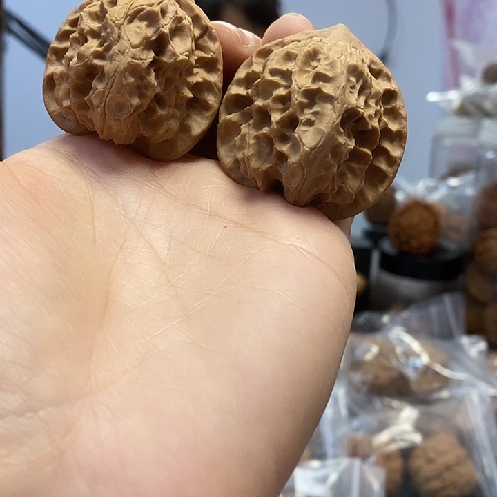 把件文玩核桃40.5白蛇谷