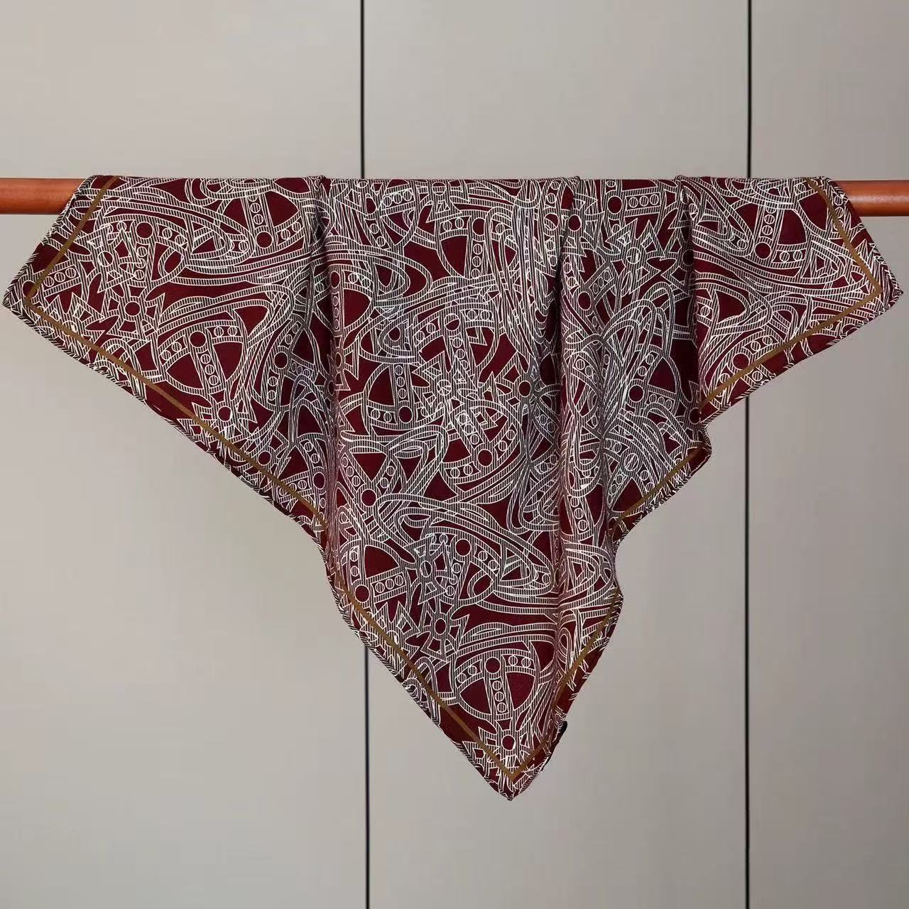 【红土星】85*85双面双色复古丝毛混纺精卷边新款方巾围巾